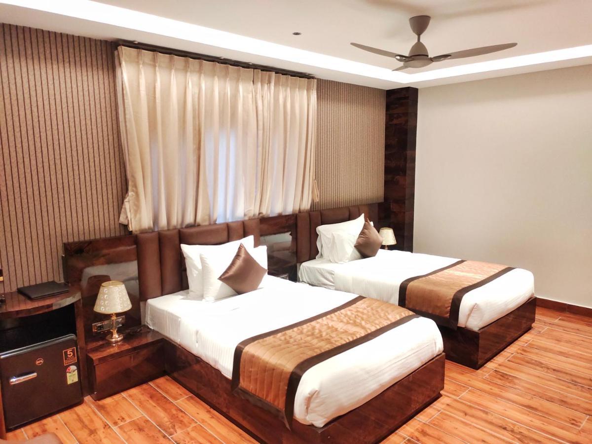 Hotel Suncity Palace Katihar Экстерьер фото