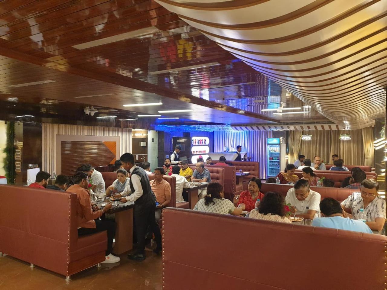 Hotel Suncity Palace Katihar Экстерьер фото