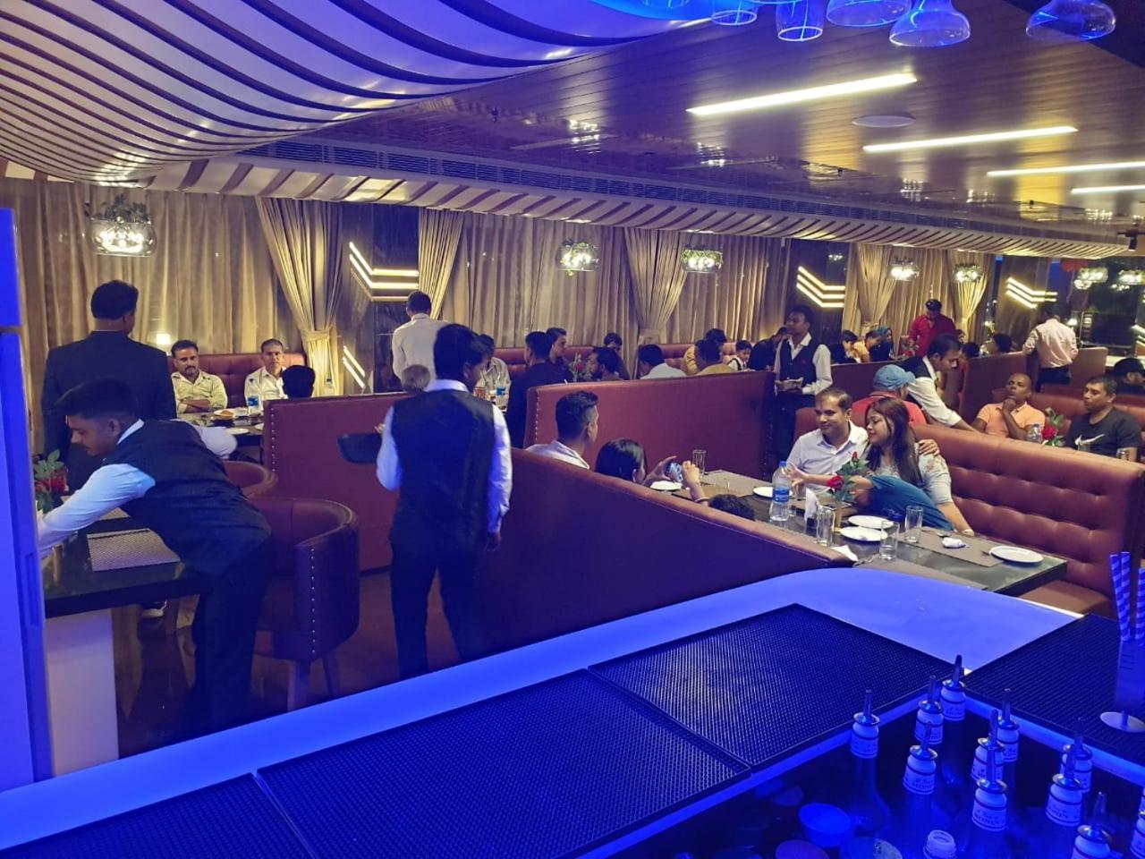 Hotel Suncity Palace Katihar Экстерьер фото