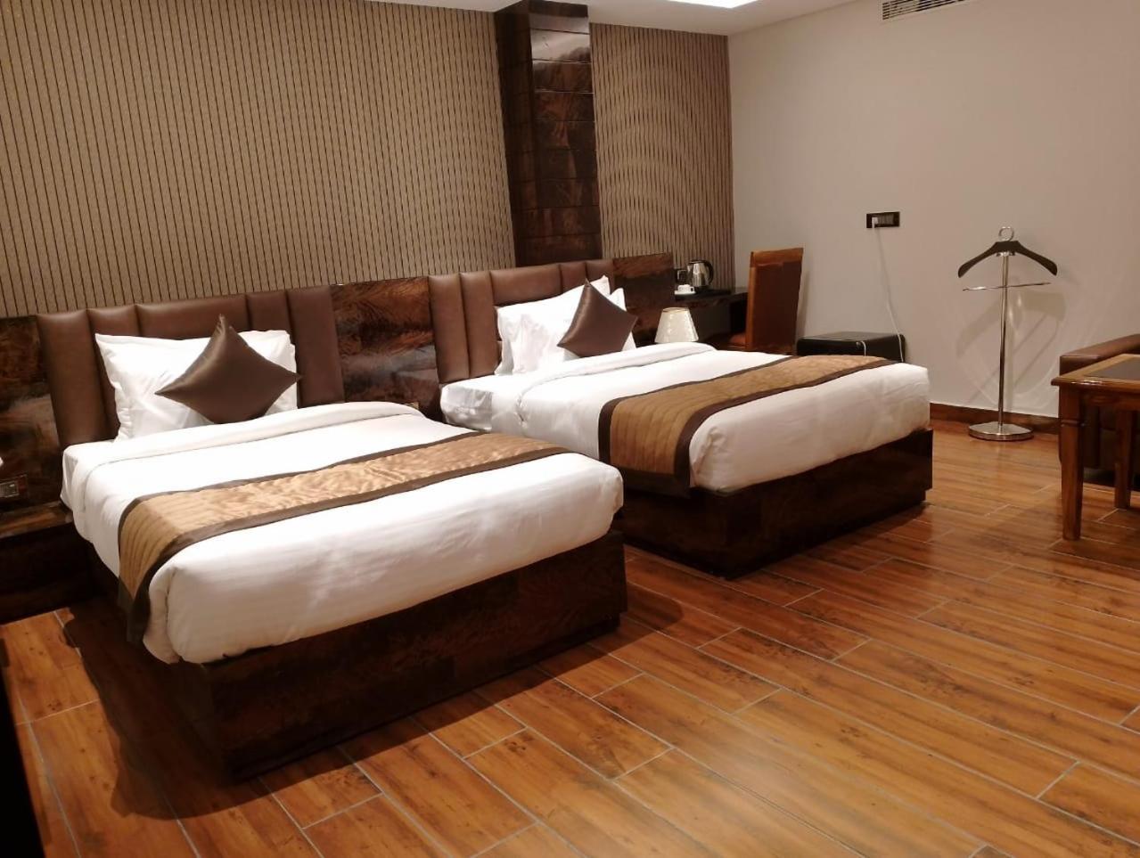 Hotel Suncity Palace Katihar Экстерьер фото