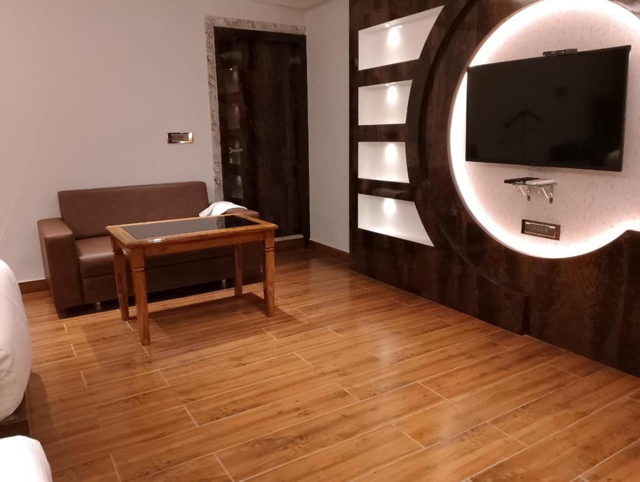 Hotel Suncity Palace Katihar Экстерьер фото
