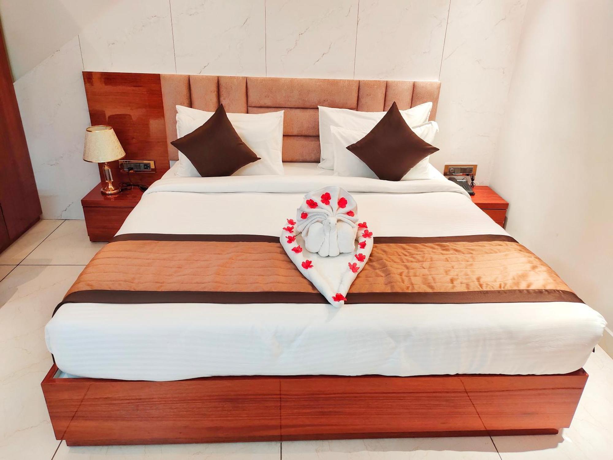 Hotel Suncity Palace Katihar Экстерьер фото