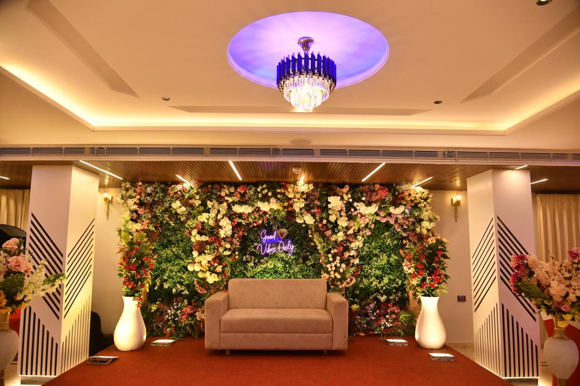 Hotel Suncity Palace Katihar Экстерьер фото
